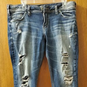 Ripped jean skinny capri pants